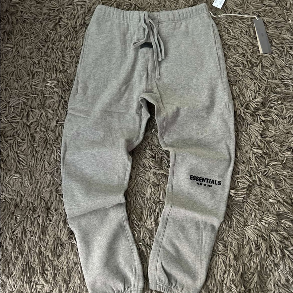 Fear of God Essentials Sweatpants SS22 Dark Oatmeal Gray 100% Authentic Small
